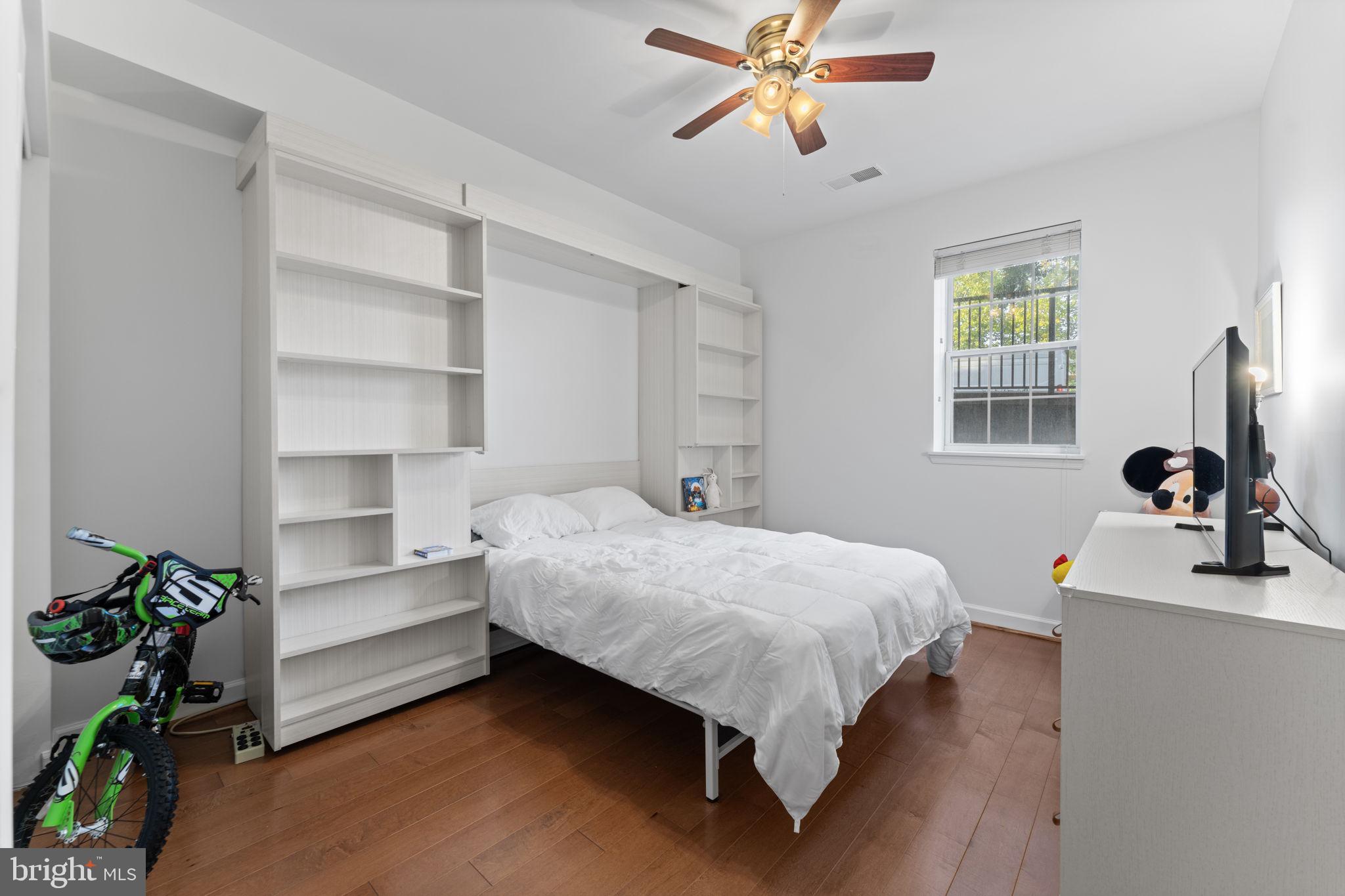 10328 Sager Ave #114