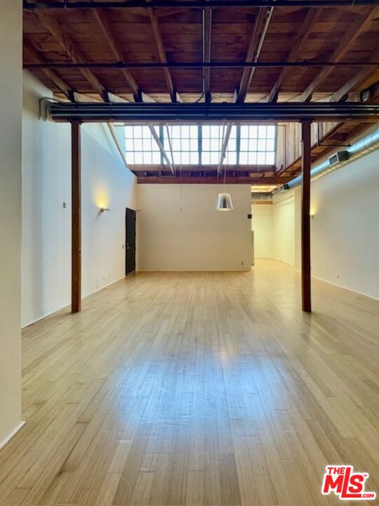 500 Molino St Unit: 309