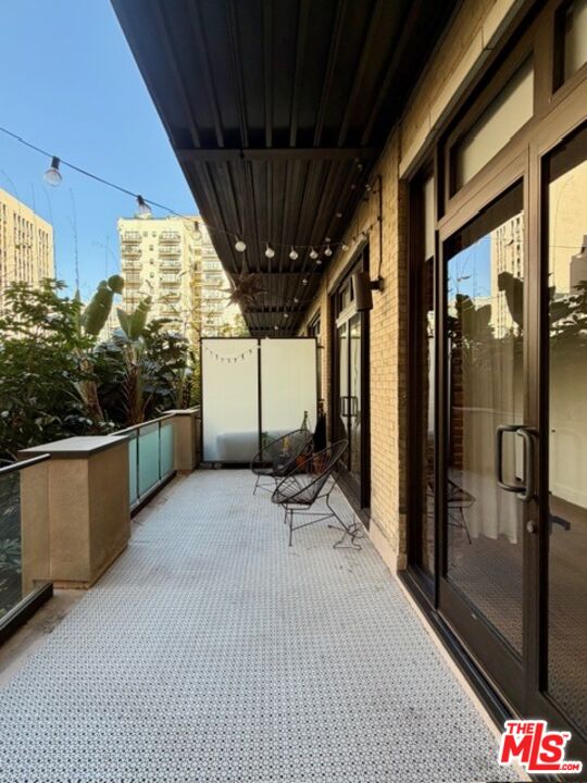 460 S Spring St Unit: 205