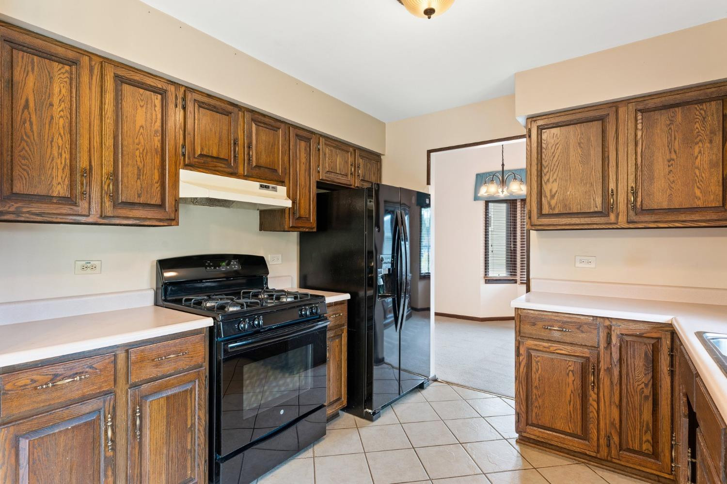 5046 W 89th Place
