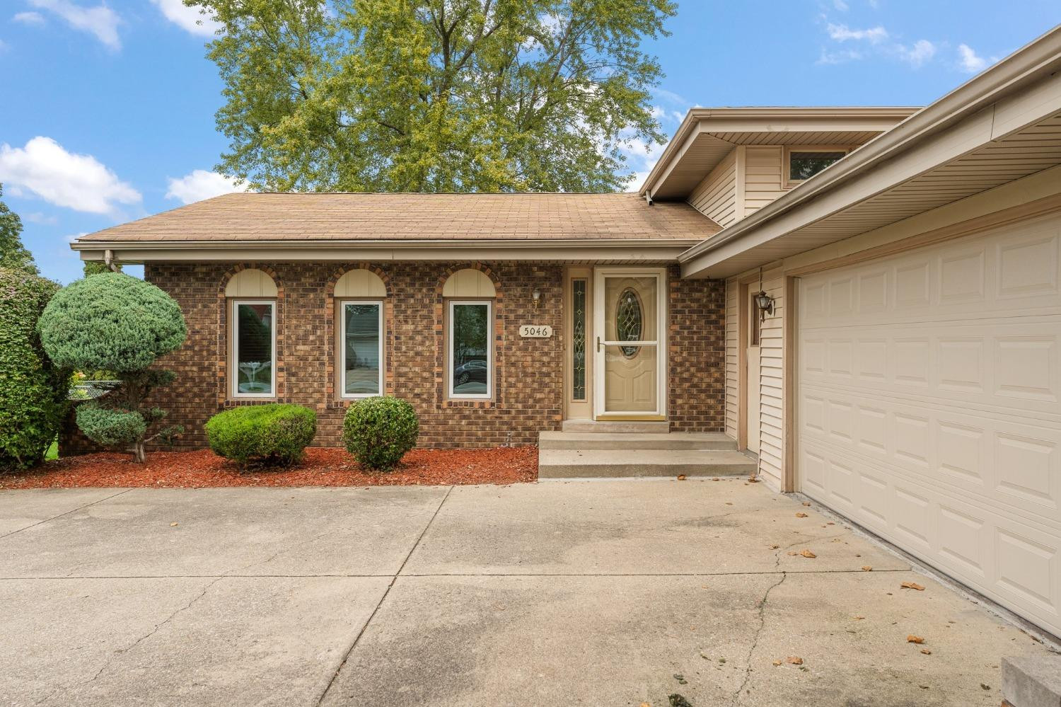 5046 W 89th Place