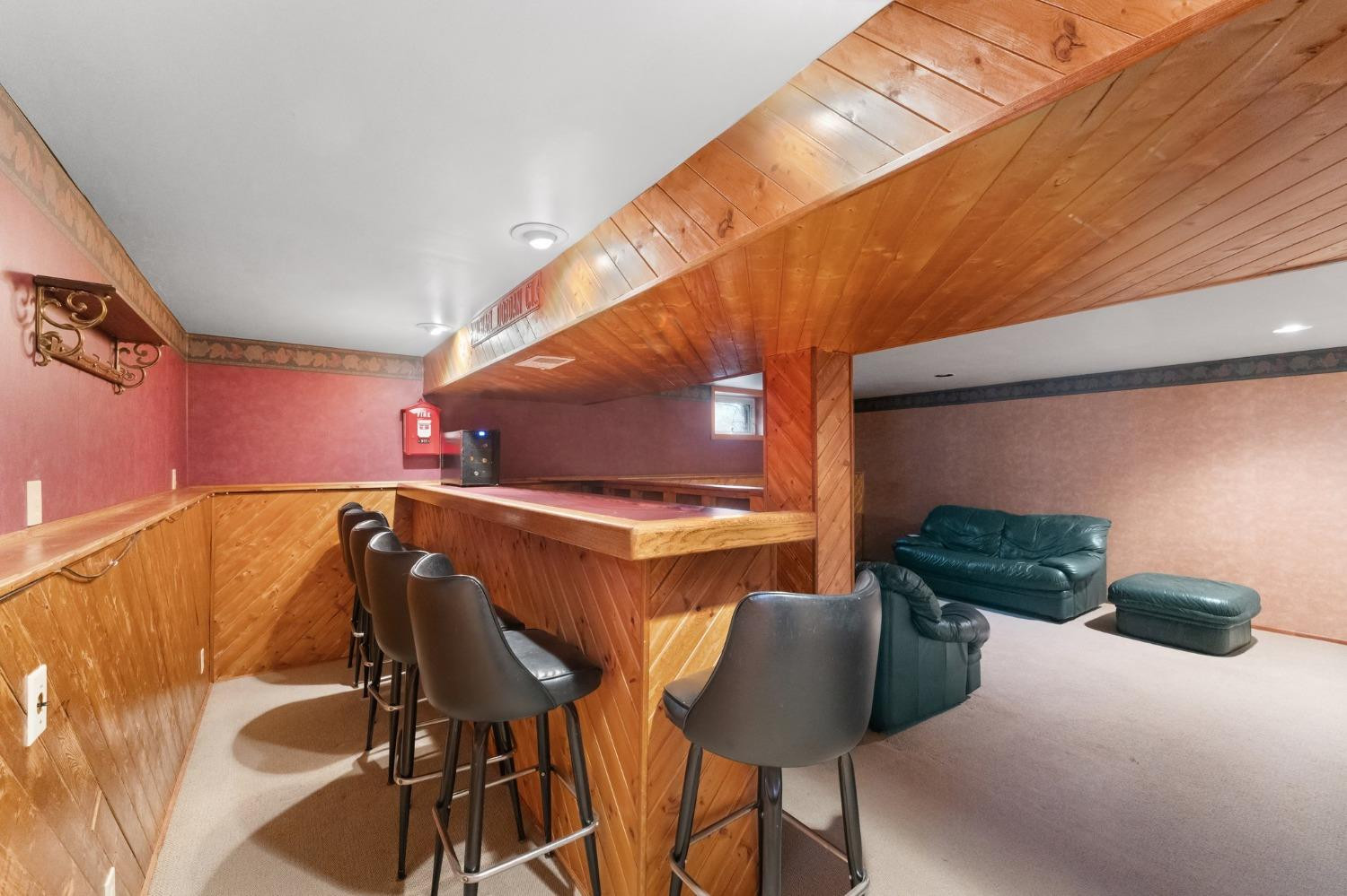 7148 Baring Parkway