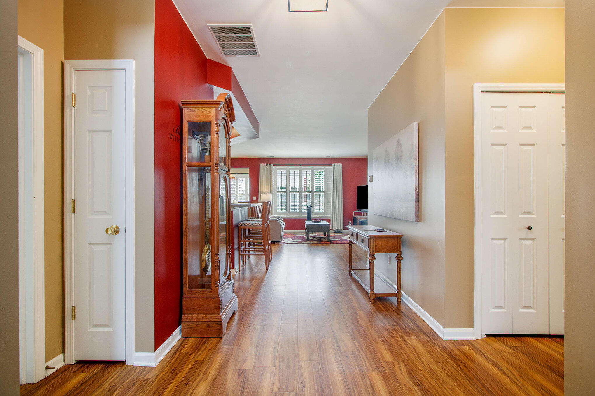 1860 Great Lakes Drive