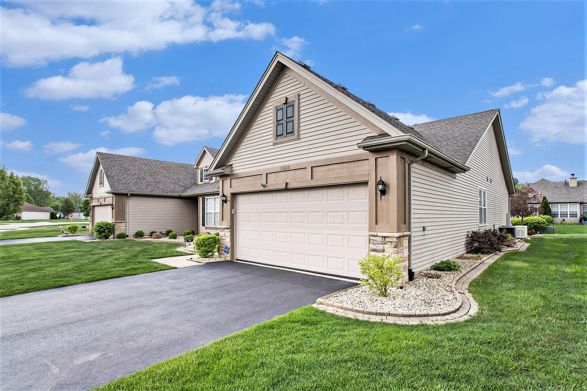 1860 Great Lakes Drive