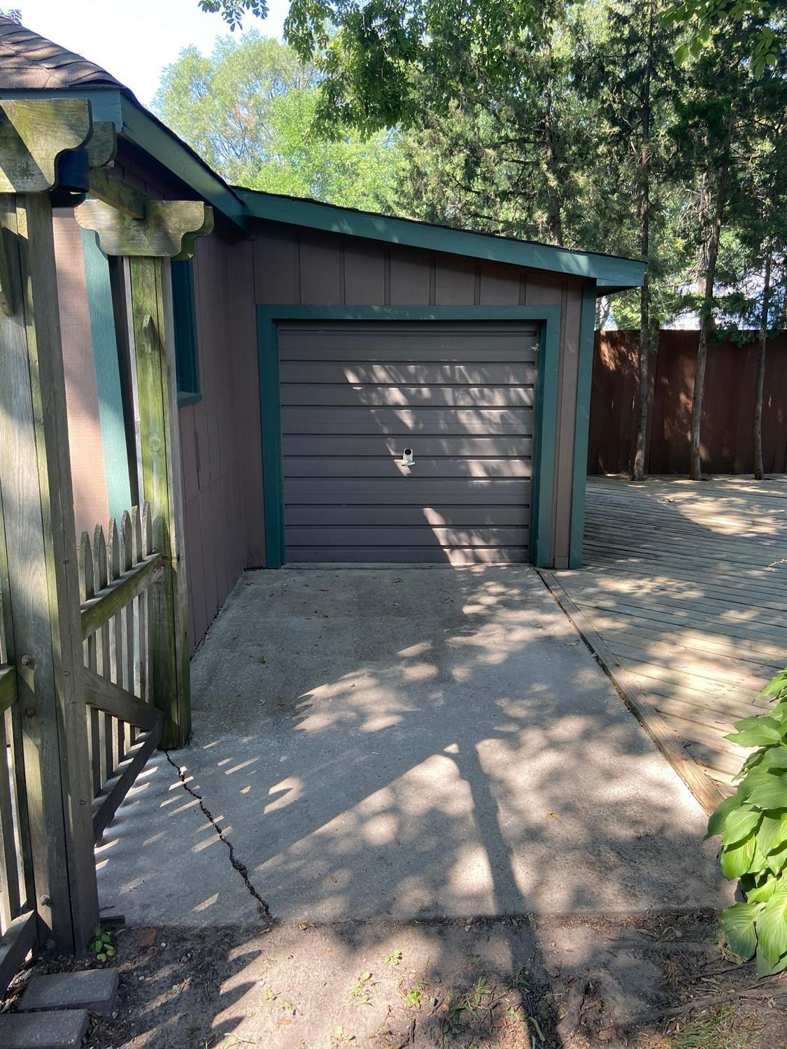 3294 Ridge Road