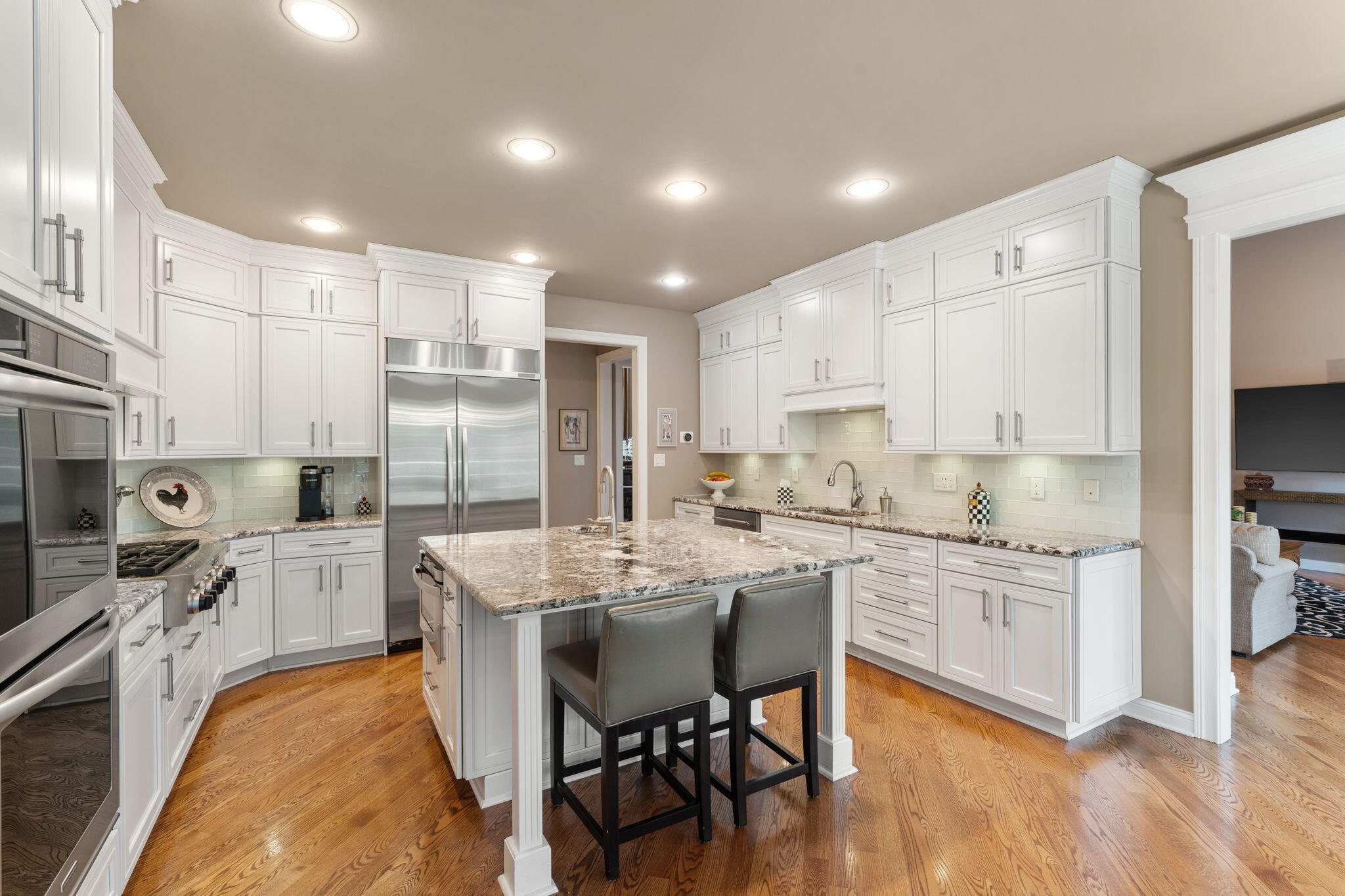 1106 Kensington Court