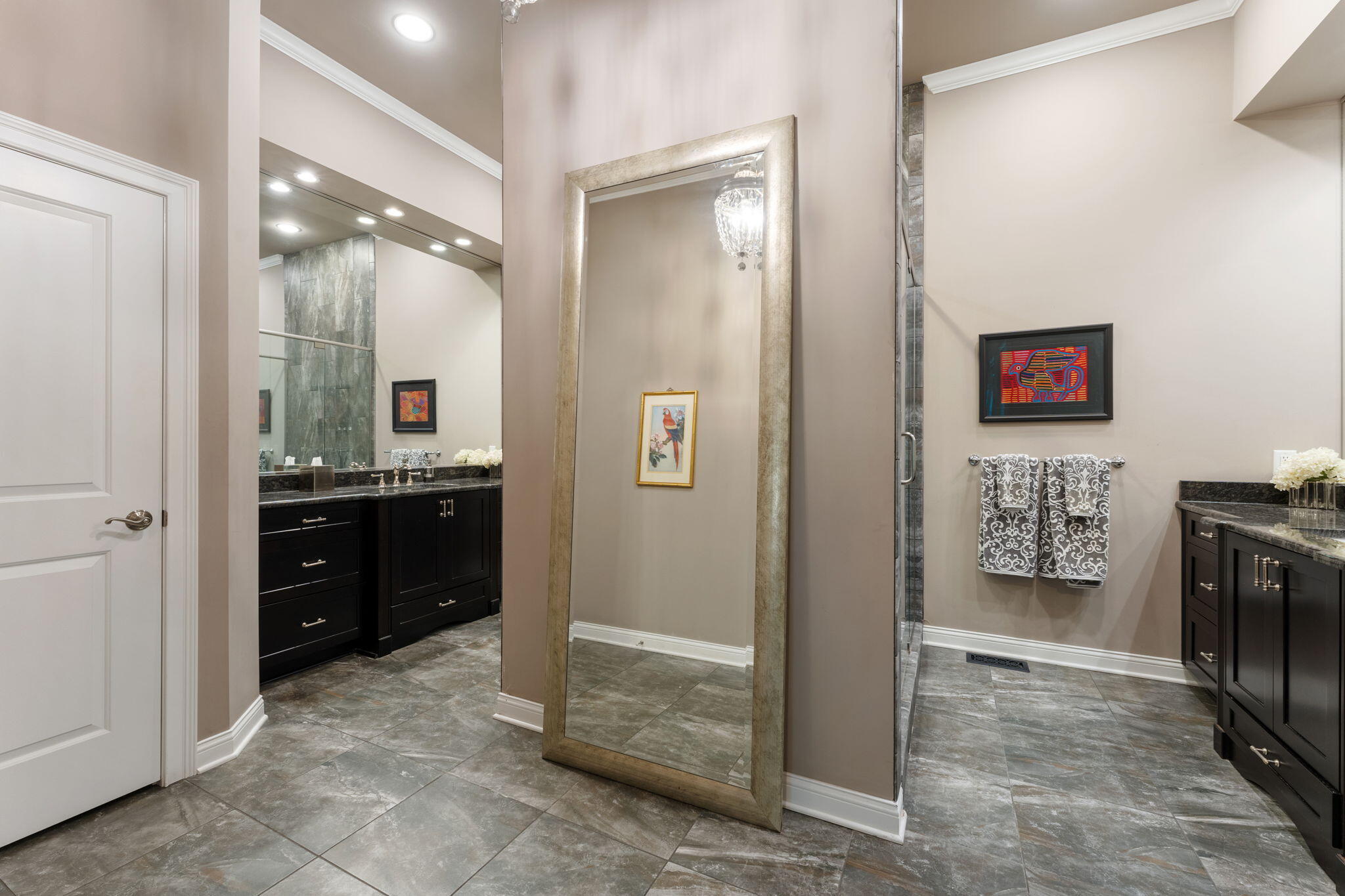 1106 Kensington Court