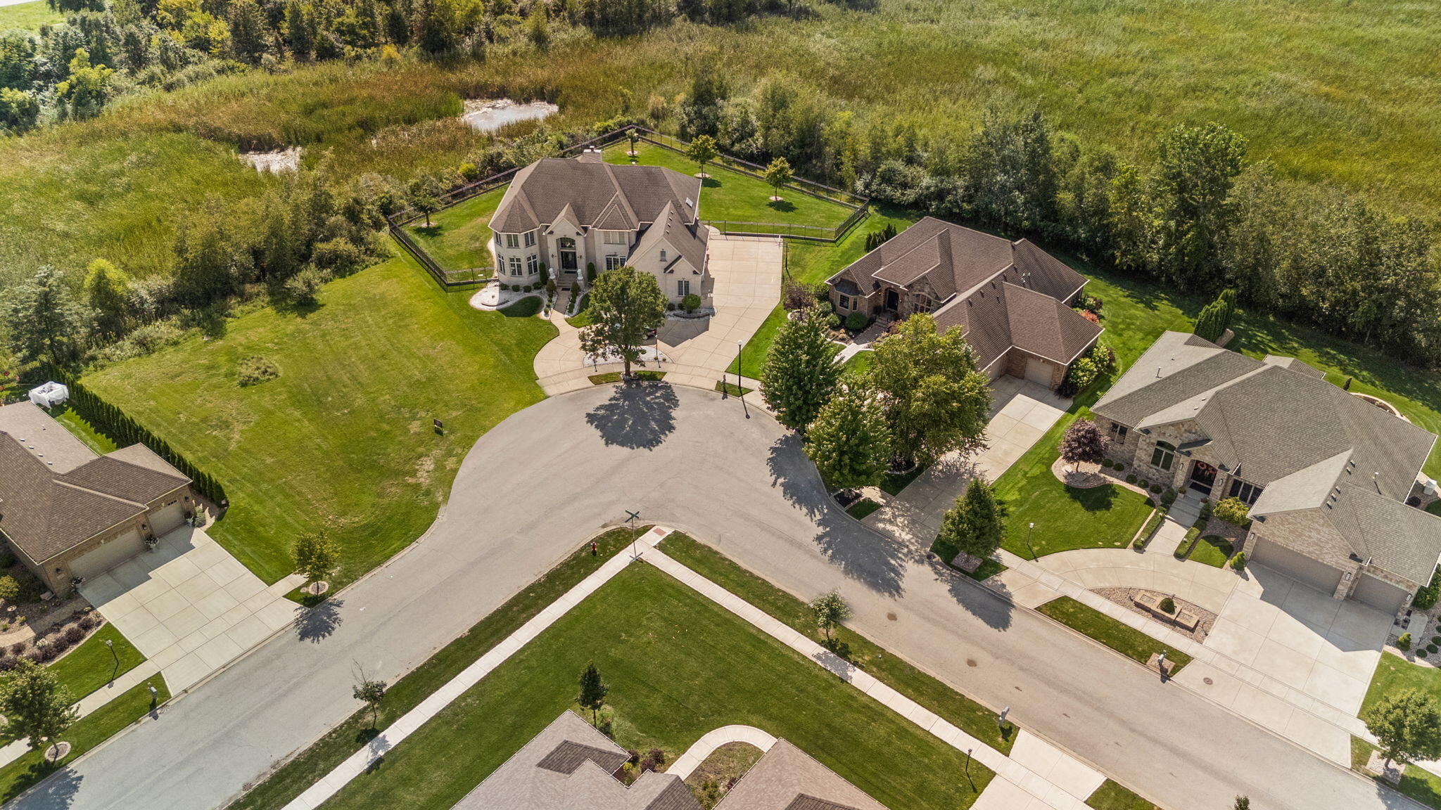 1106 Kensington Court