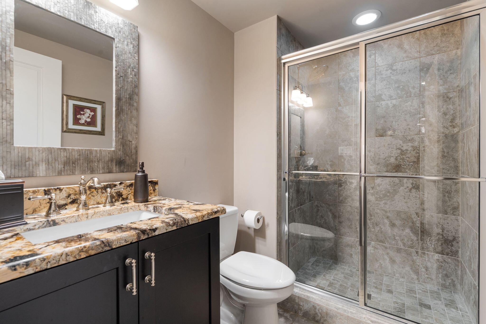 1106 Kensington Court