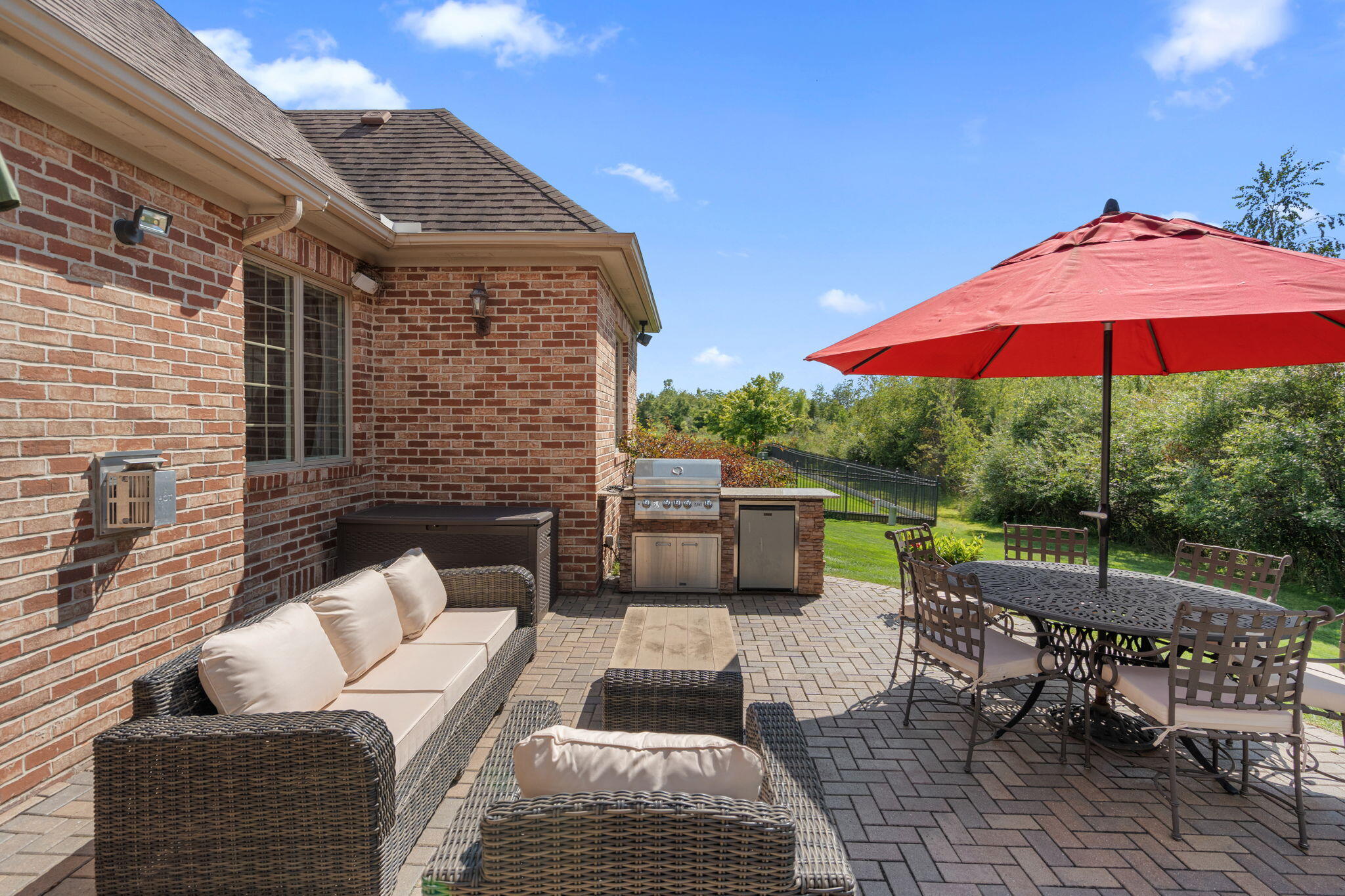 1106 Kensington Court