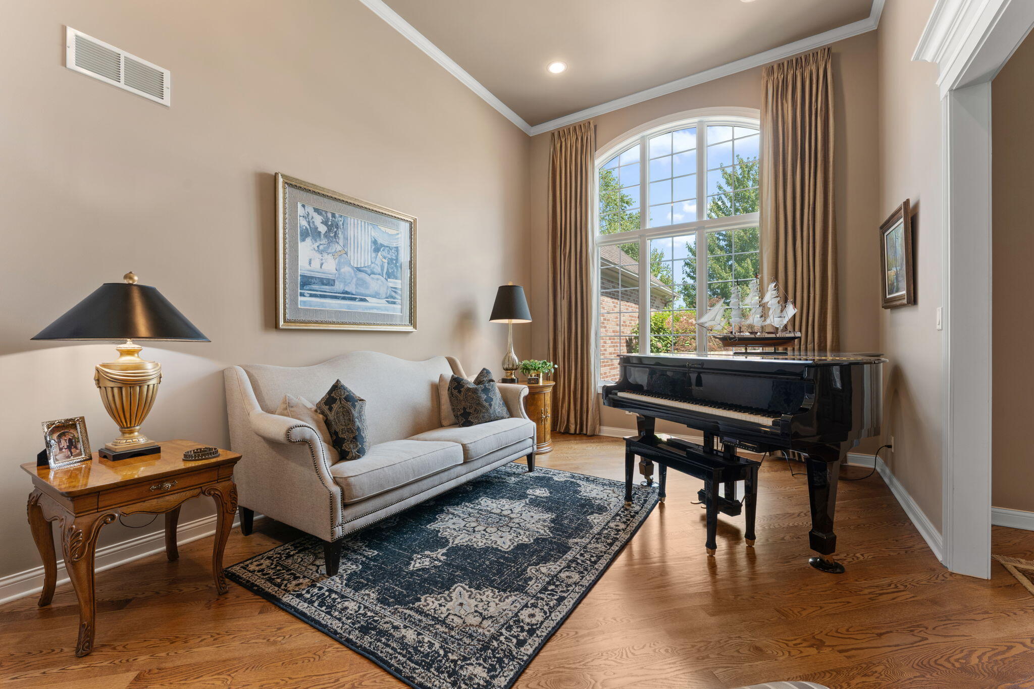 1106 Kensington Court