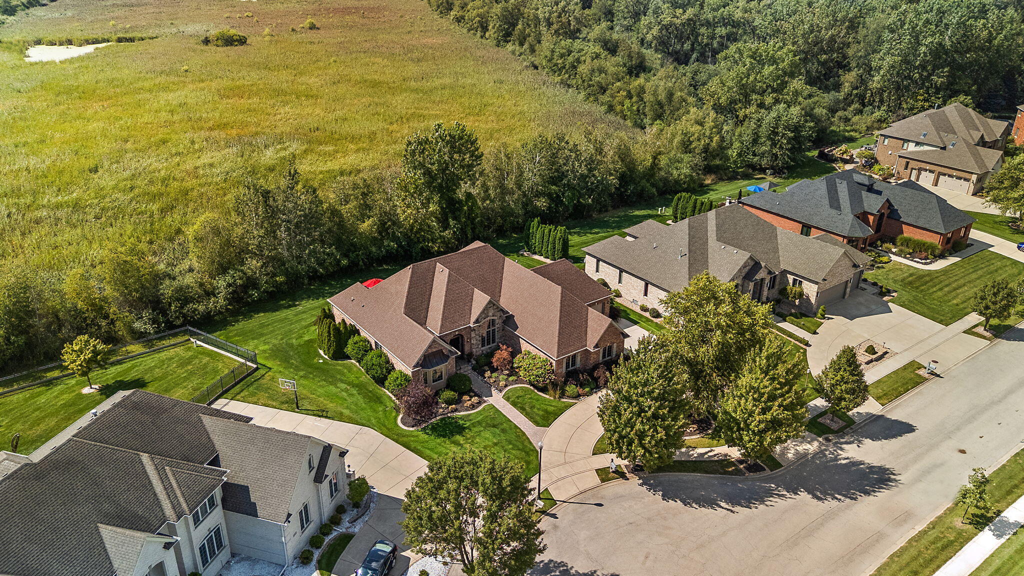 1106 Kensington Court