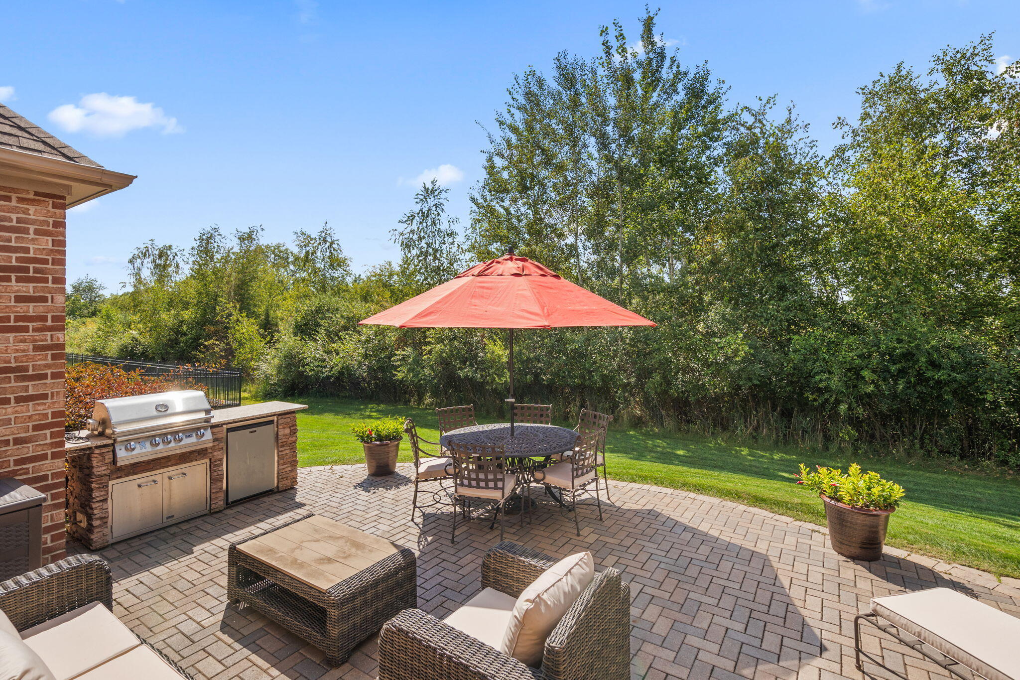 1106 Kensington Court