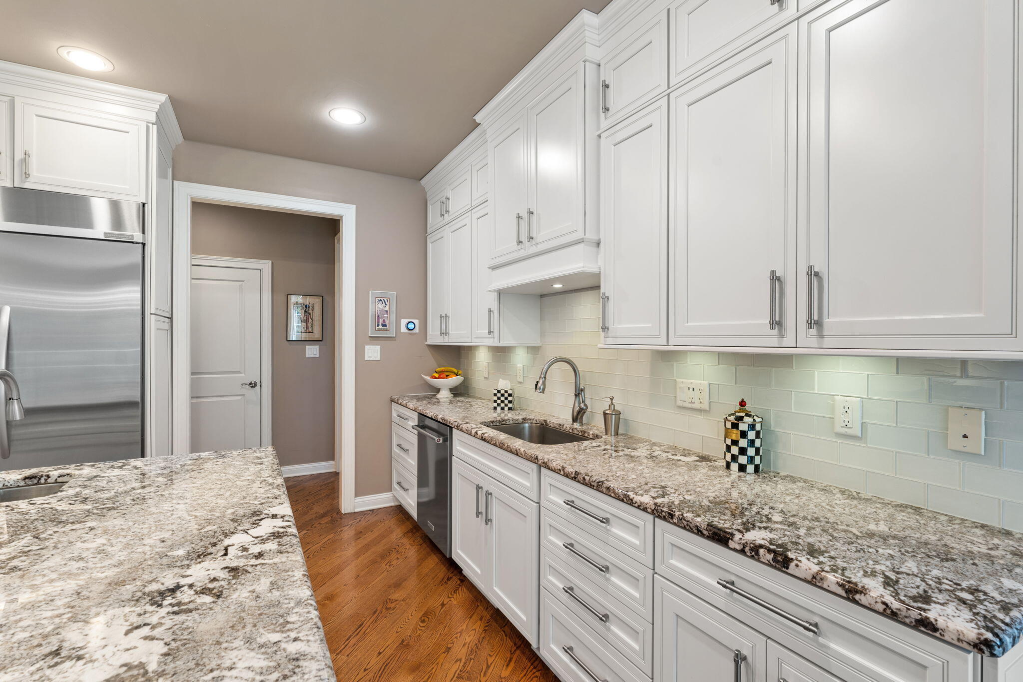 1106 Kensington Court