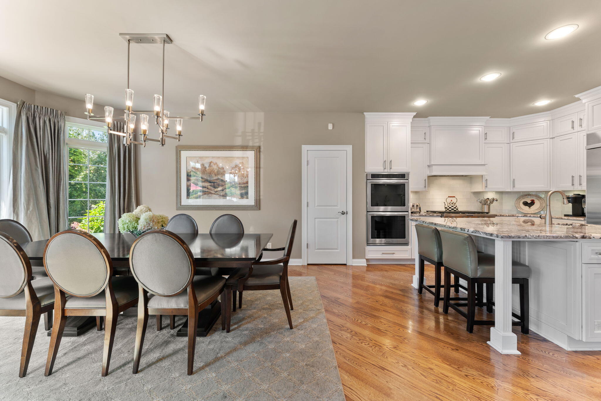 1106 Kensington Court