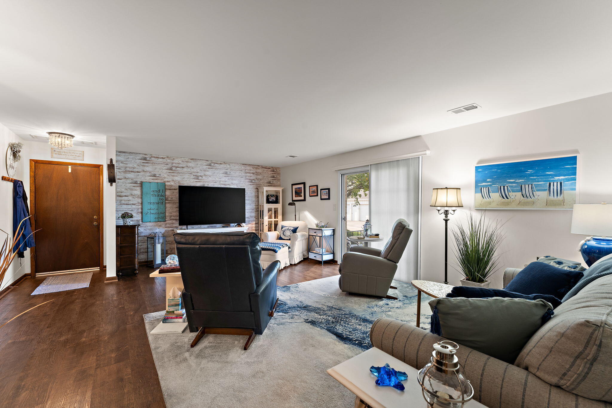 1238 Camellia Drive Unit: 11