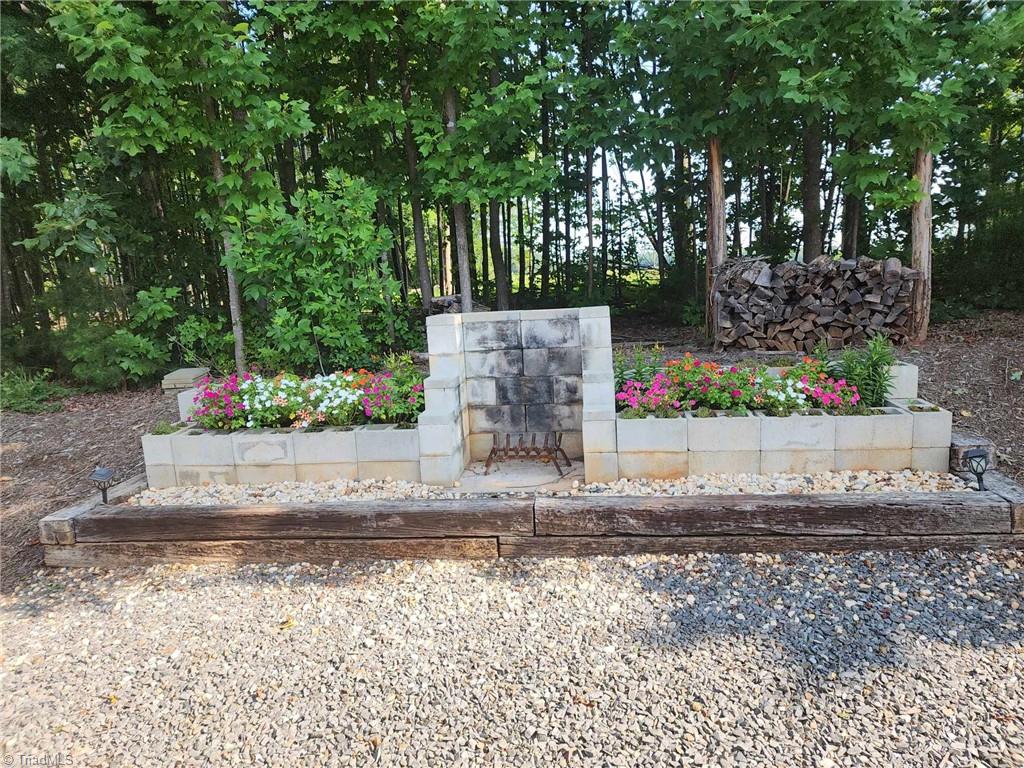1278 Poplar Springs Road