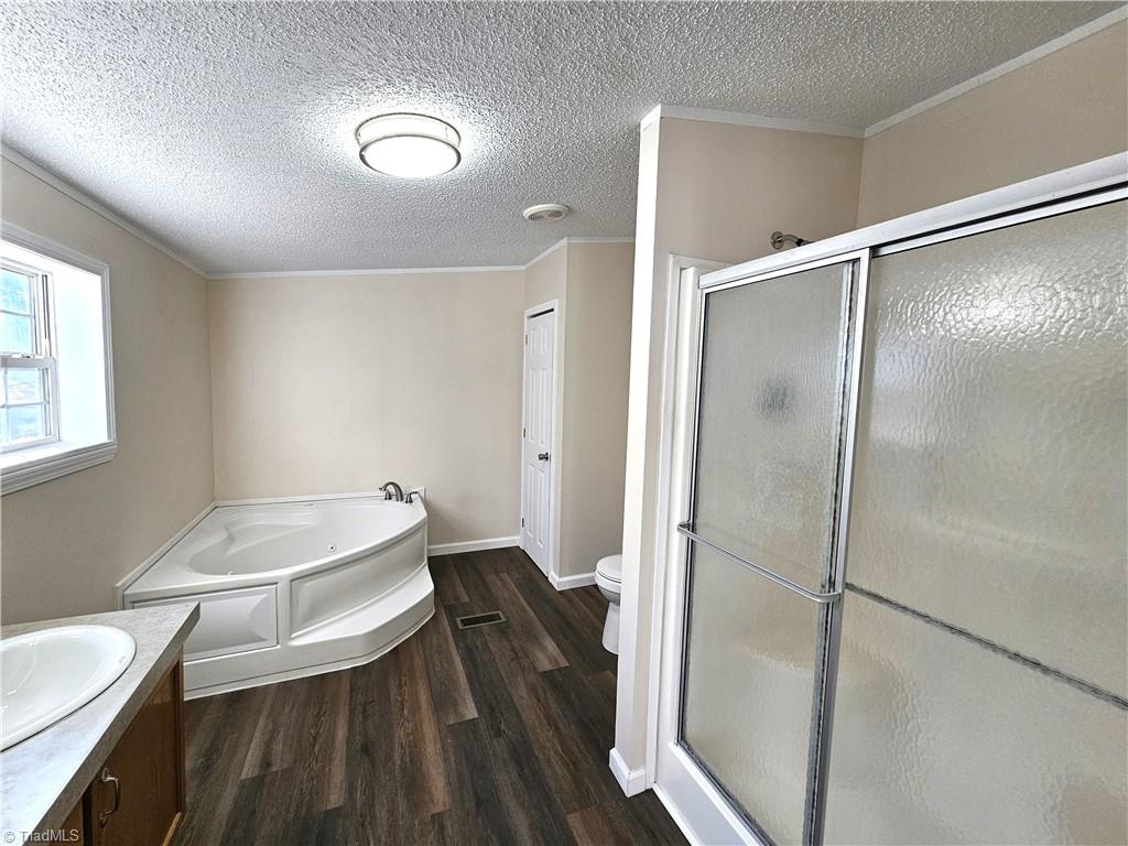1070 Kimberly Drive