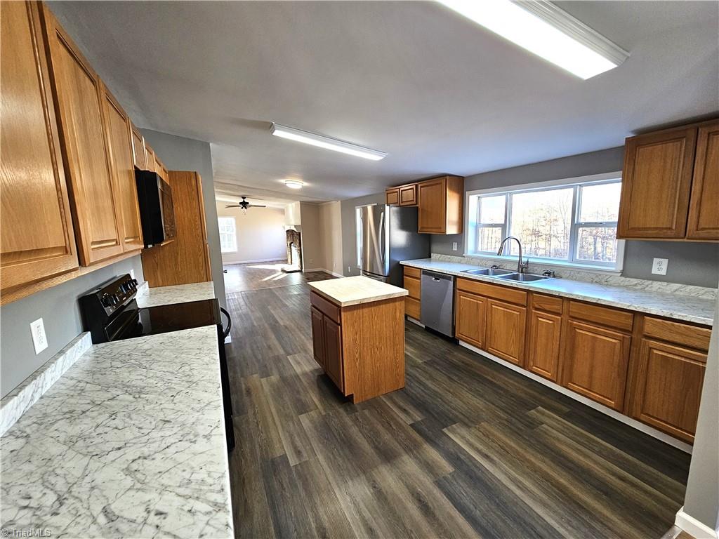 1070 Kimberly Drive