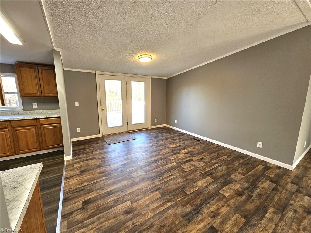 1070 Kimberly Drive