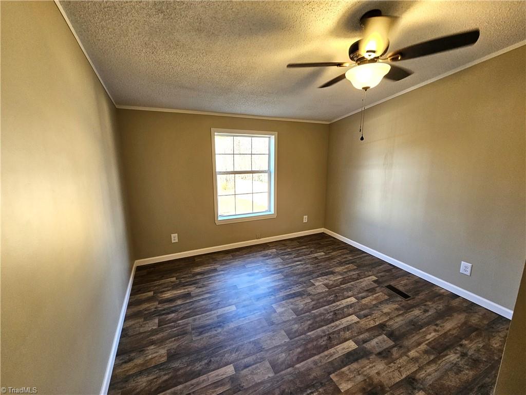 1070 Kimberly Drive