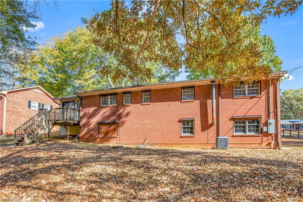 4806 Candlelight Drive