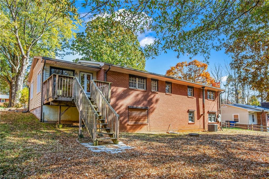 4806 Candlelight Drive