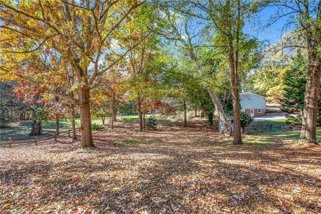 4806 Candlelight Drive