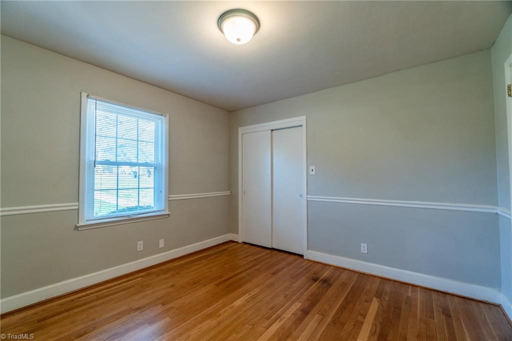 649 Quarterstaff Road