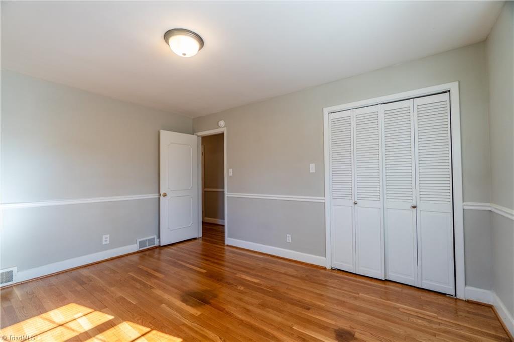 649 Quarterstaff Road