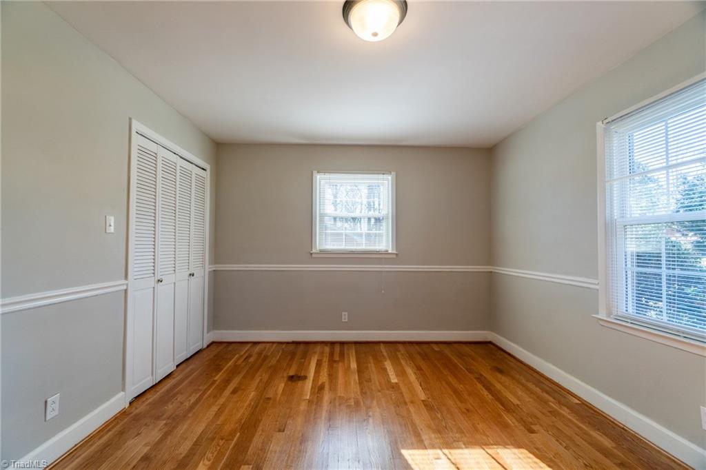649 Quarterstaff Road
