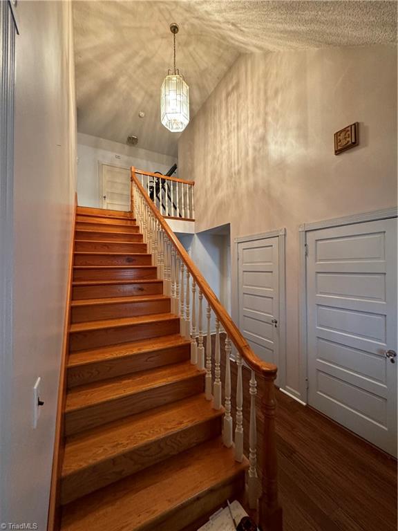1021 Brookview Road