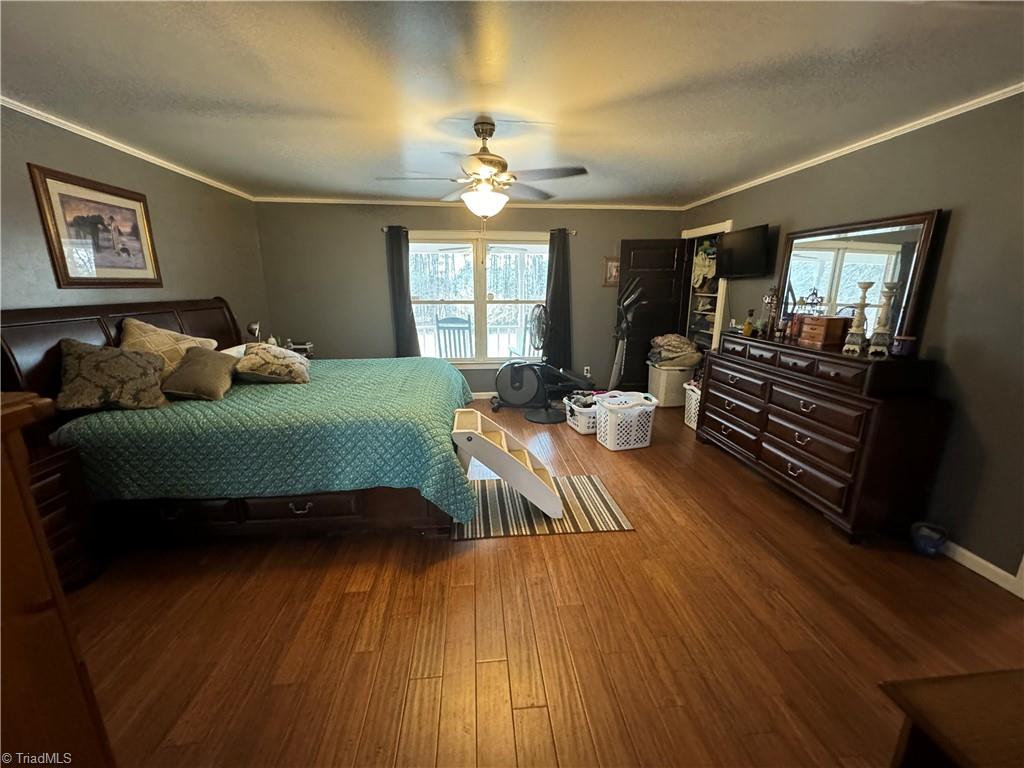 1021 Brookview Road