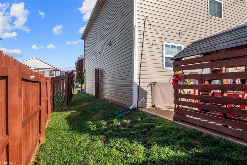 104 Saddlehorse Lane