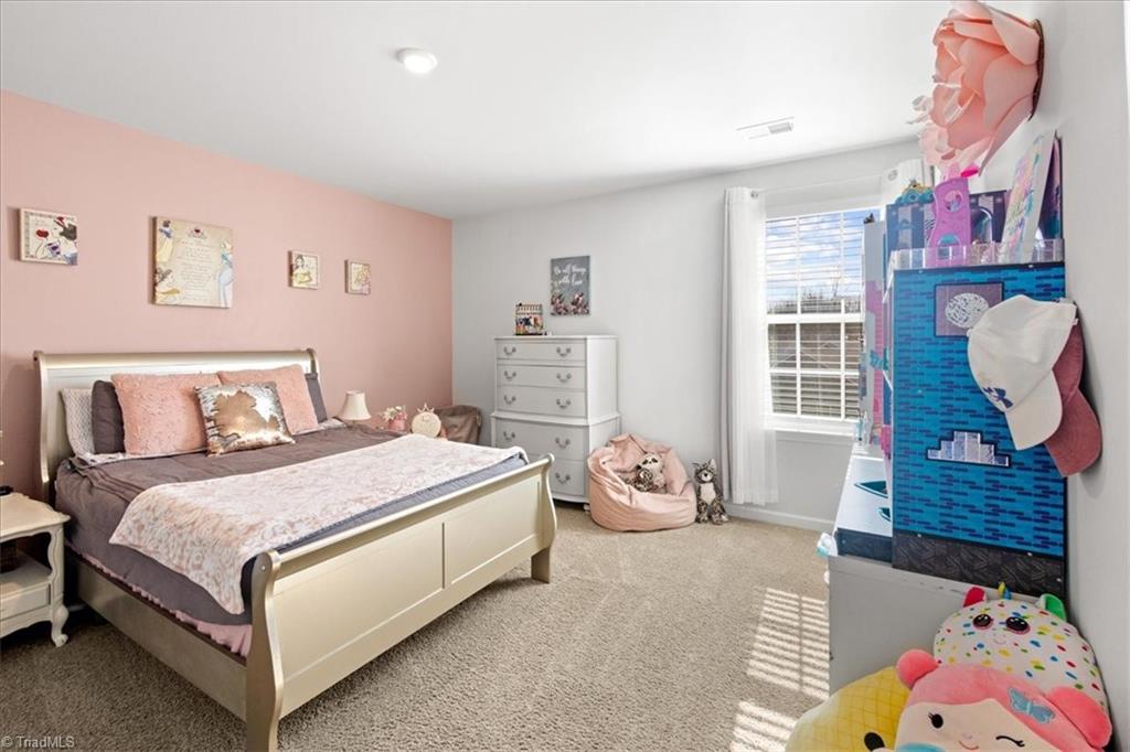 104 Saddlehorse Lane