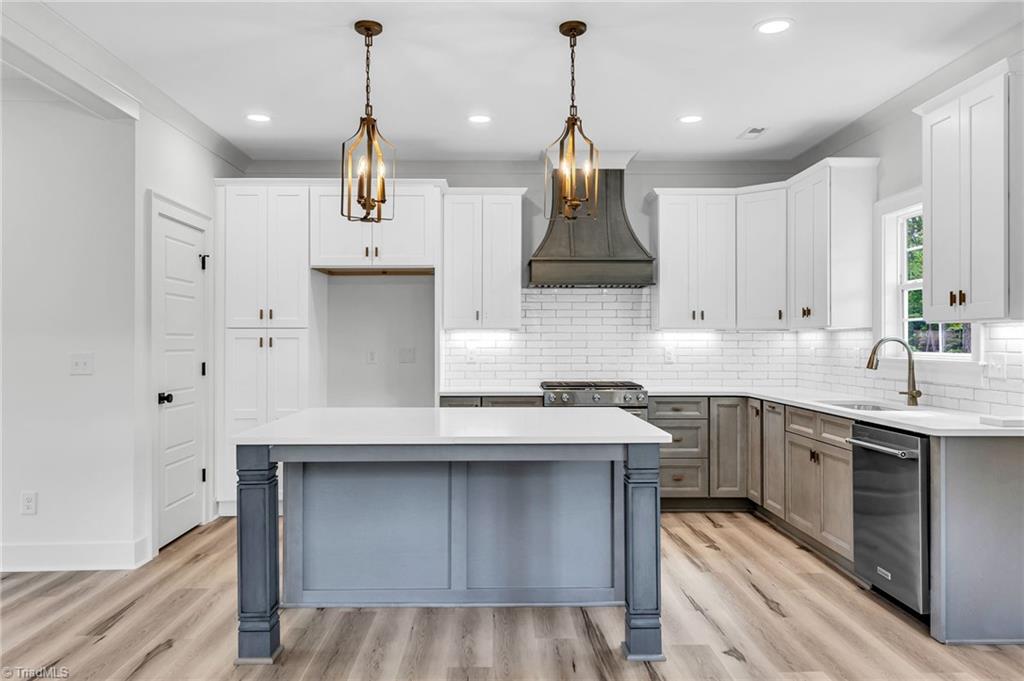 8920 Maltese Court