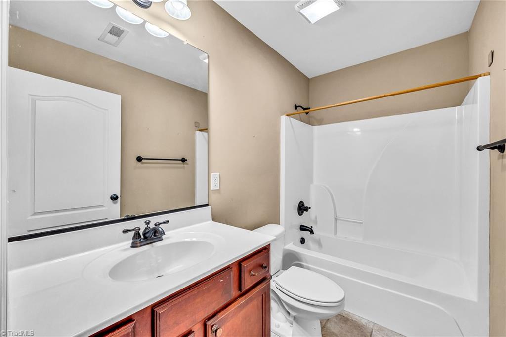 108 Loganberry Court