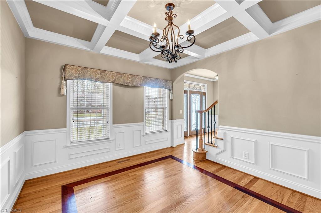 108 Loganberry Court