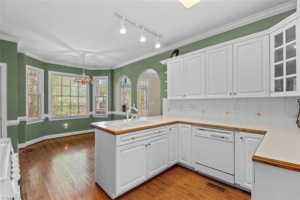 4445 Chadwyck Drive, Winston-Salem