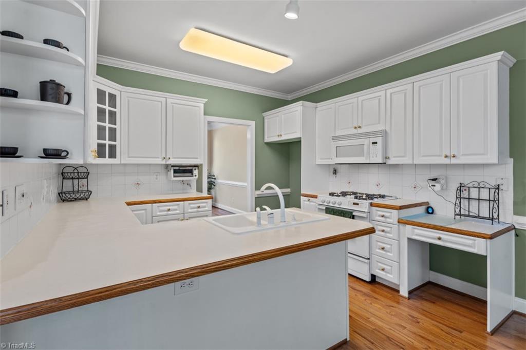 4445 Chadwyck Drive, Winston-Salem