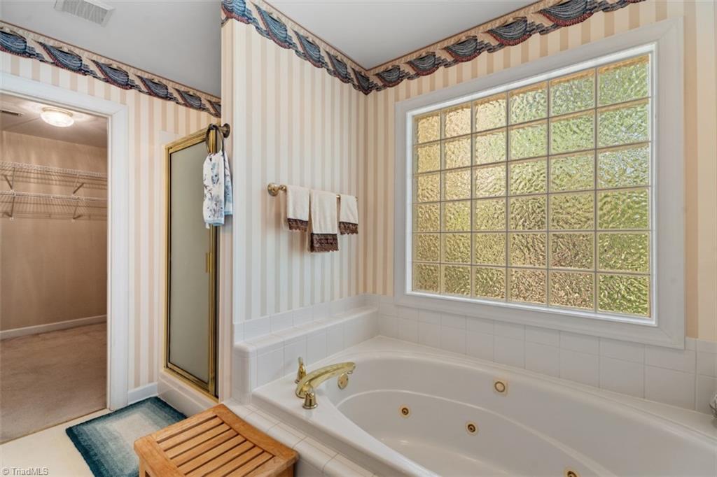4445 Chadwyck Drive, Winston-Salem