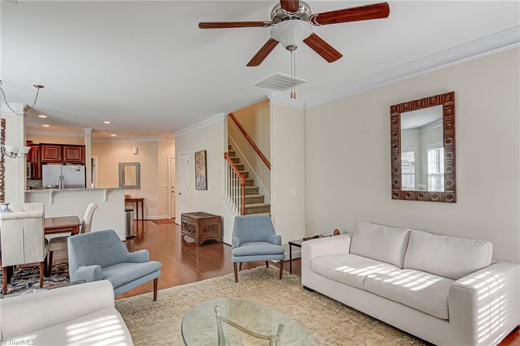 1435 Neville Gardens Lane, Winston-Salem