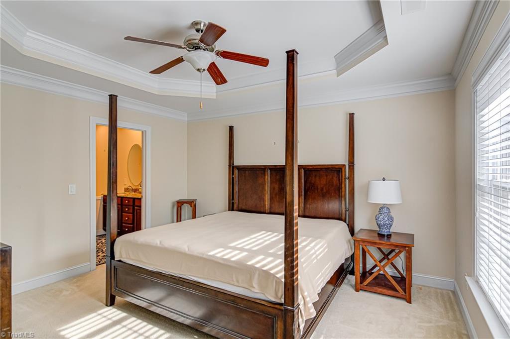 1435 Neville Gardens Lane, Winston-Salem