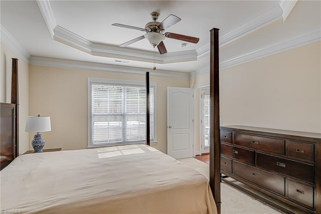 1435 Neville Gardens Lane, Winston-Salem