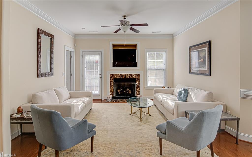 1435 Neville Gardens Lane, Winston-Salem