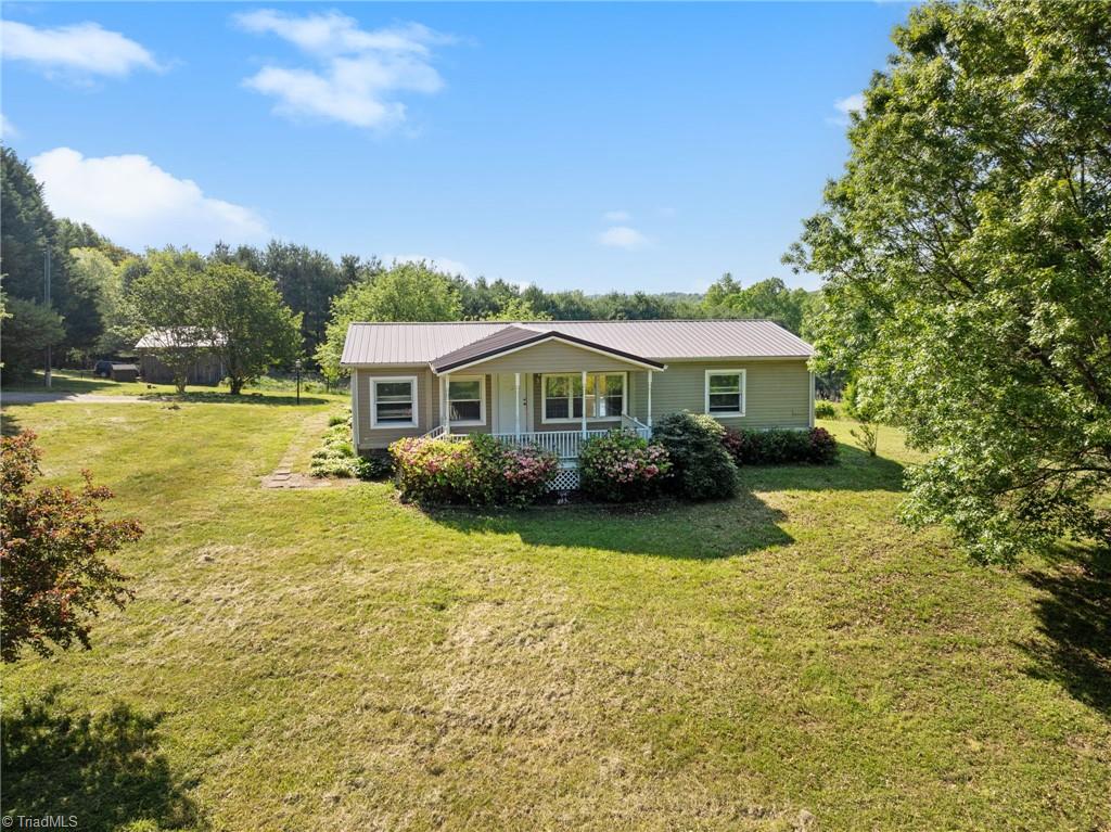 226 Green Meadow Lane