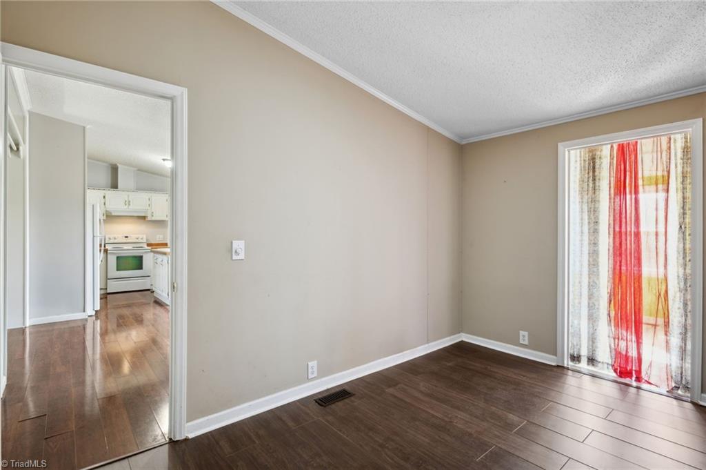 226 Green Meadow Lane