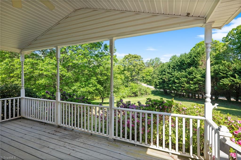 226 Green Meadow Lane
