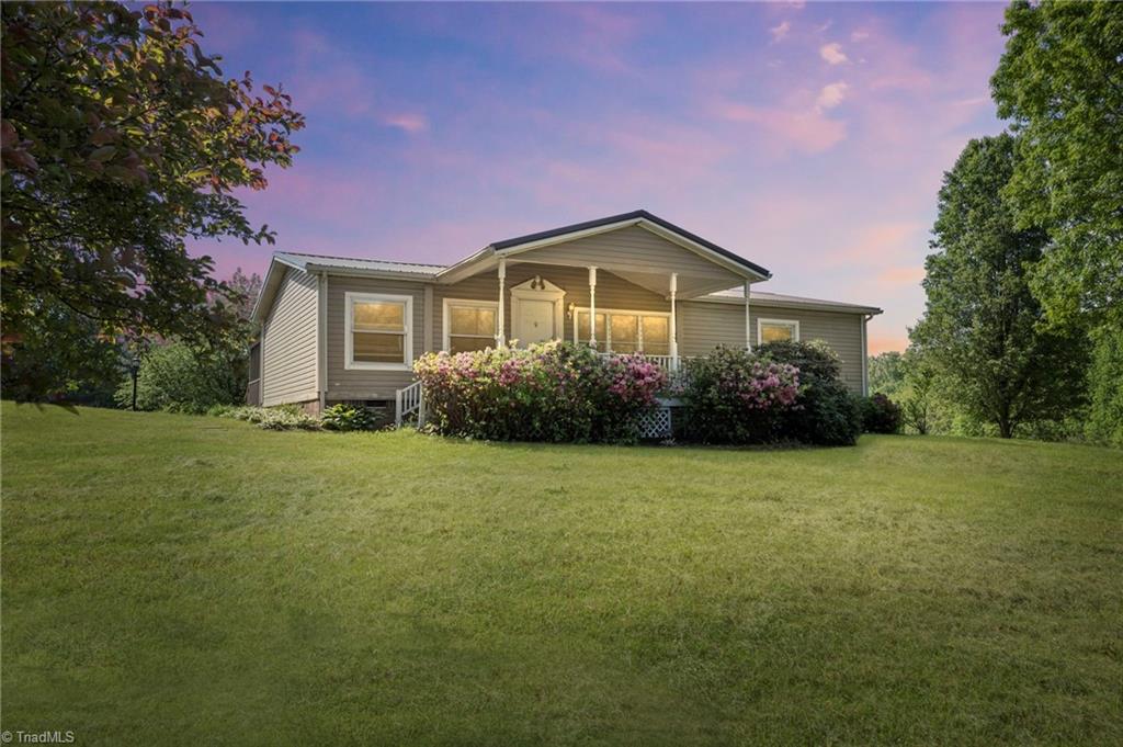 226 Green Meadow Lane