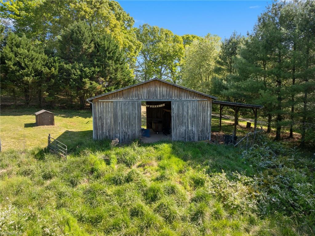 226 Green Meadow Lane
